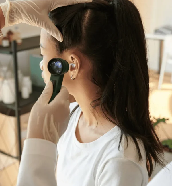 imgi_102_Ear